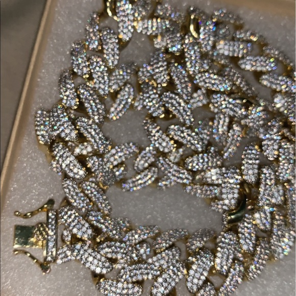 COPY - Worn Gold Plated Cuban Chain (Simulated VV…